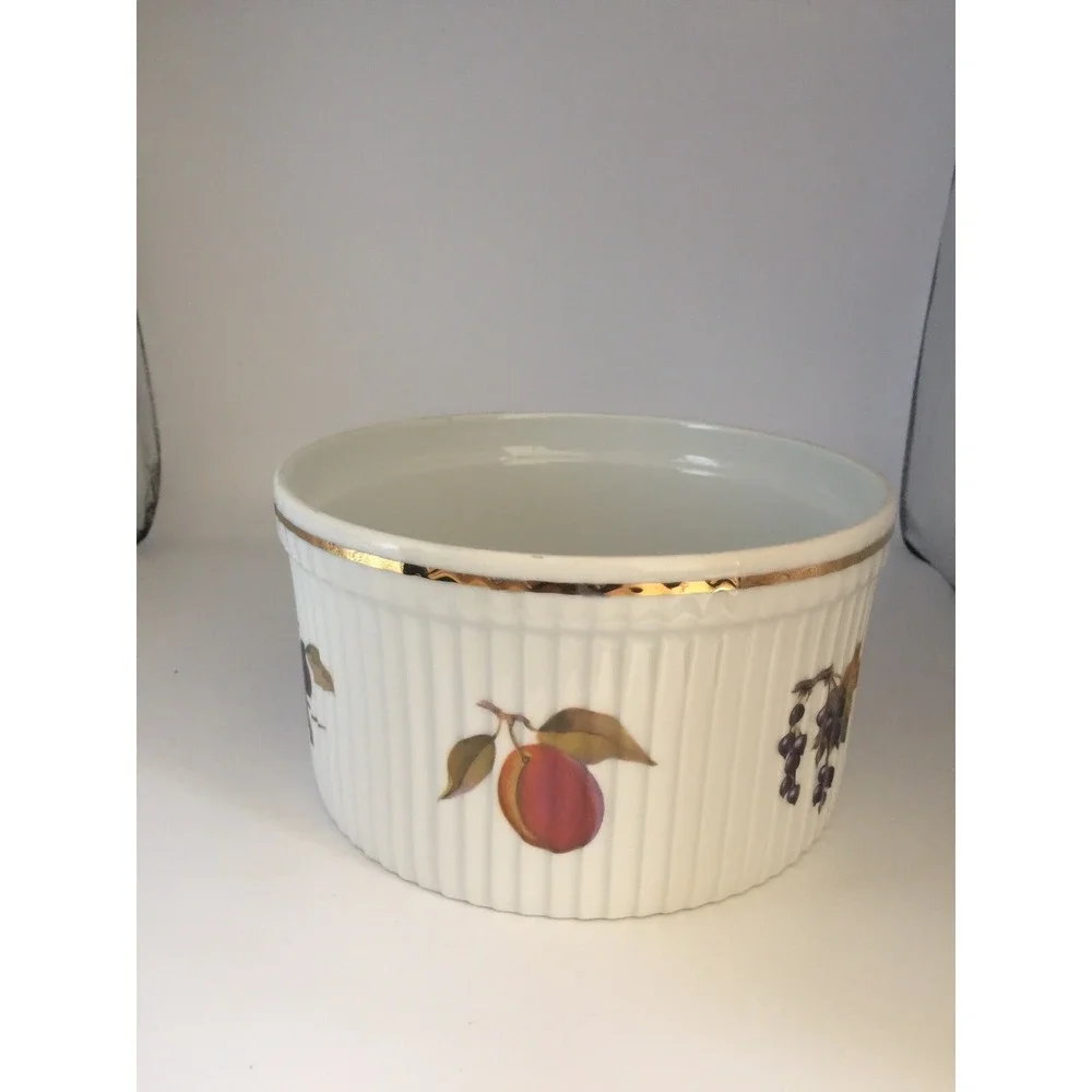 Royal Worcester Porcelain Fire Proof Souffle Bowl Evesham Gold England 7
